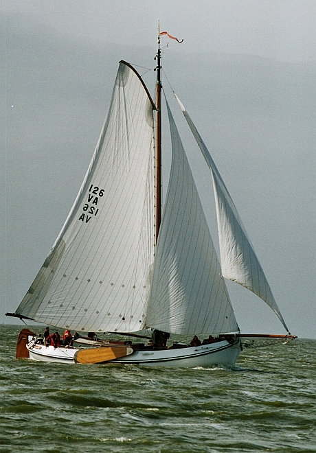 J18a-VA126.jpg