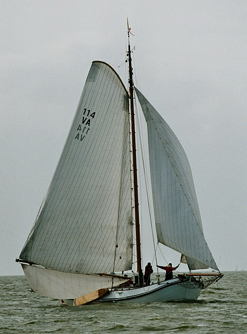 J32a-VA114.jpg