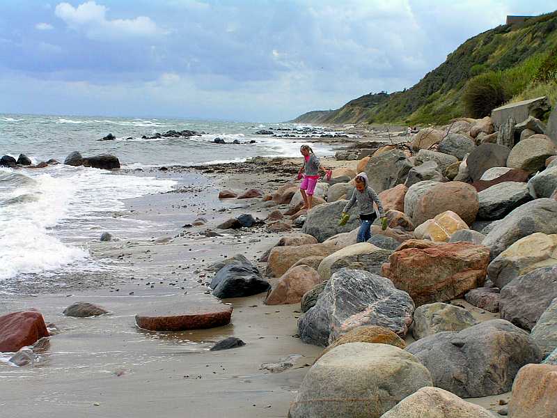 P7160123.jpg - Eerste wandeling langs strand met veel wind,niet koud