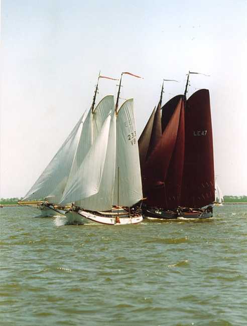 Lemmer Ahoy 2001,Na start LE47-LE194-VB233-VA114