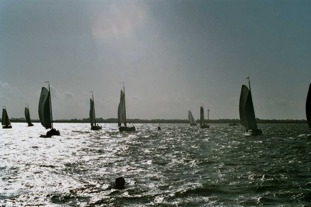 U word verzocht zich bijde kotter te melden FH '04