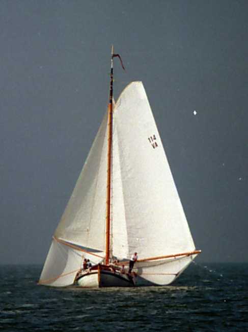 VA114 op weg naar Hielpen Skegrace 2000