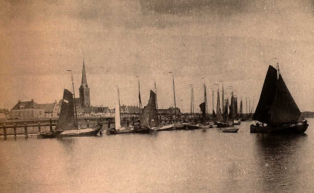 Hijs de zeilen Lemmer buiten haven