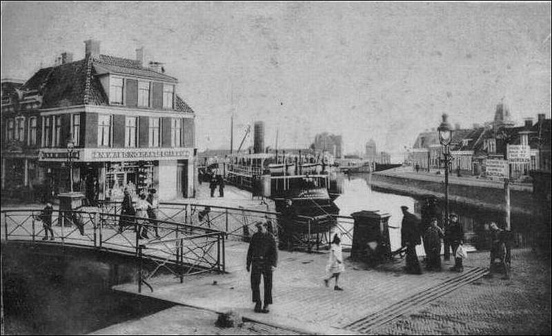 Brug over de Schans in