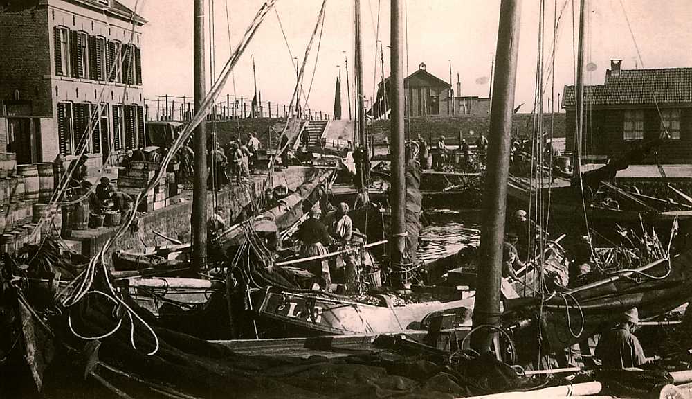 Binnen haven Lemmer