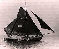 LE80 Botter uit 1886,de Bijma's kochten het schip op Marken in 1925 van studenten voor f650,=