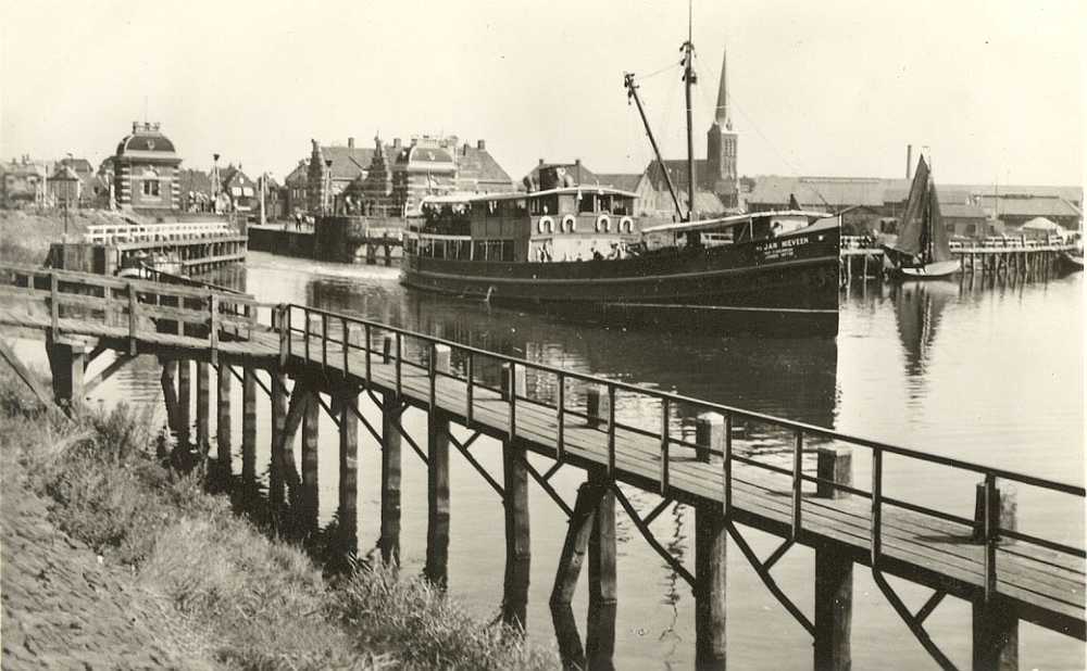 Lemstersluis een mooi tijdje geleden