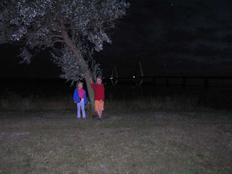 even Peter bellen Ulla,aankomst rond middernacht