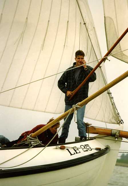 Wander staat er voor ,ja op het voordek.