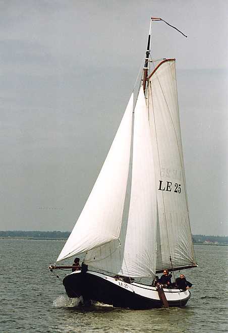 En met Ahoy  had de LE25 een ander kleurtje
