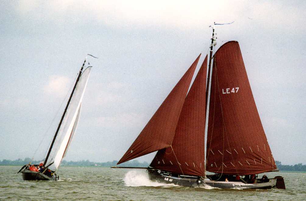 LE47 kruist achter de LE66