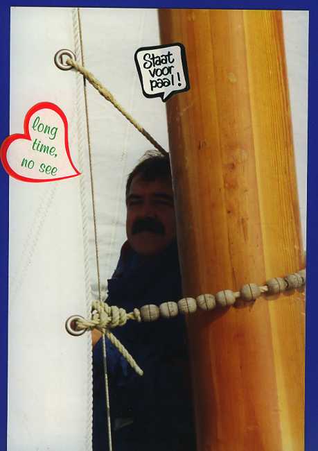 De paal is dik genoeg uit de wind te staan?