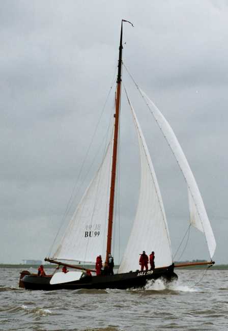 BU99 voor de start Lemmer Ahoy 2005